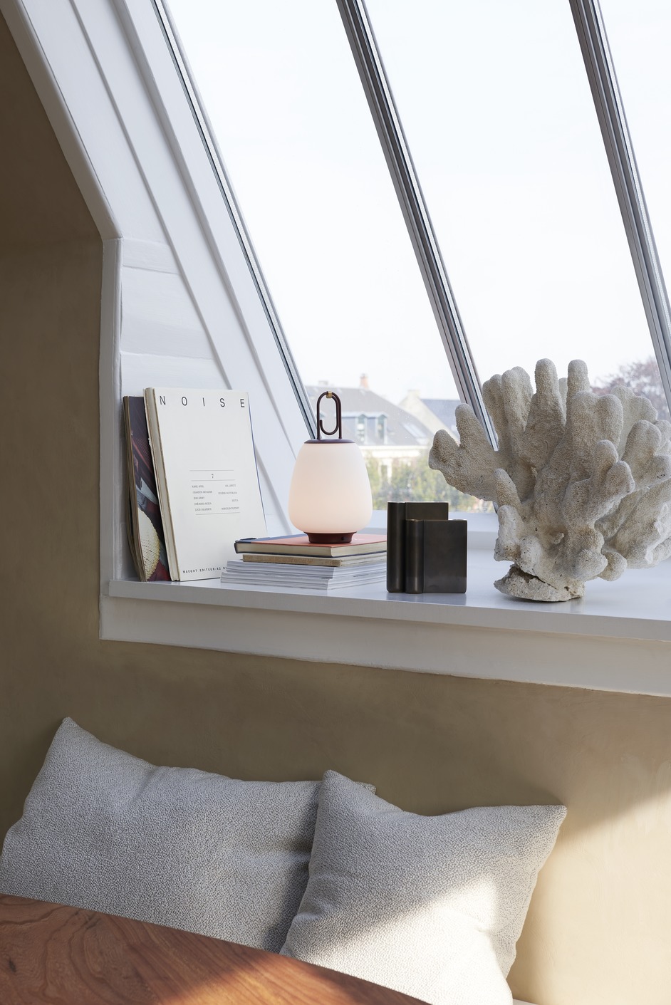 &Tradition Lucca Portable Table Lamp