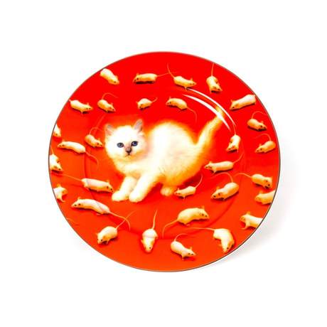 Seletti Toiletpaper Porcelain Plate Kitten Gold Border