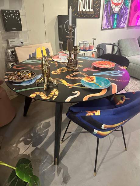 Seletti Toiletpaper Round Table Snakes